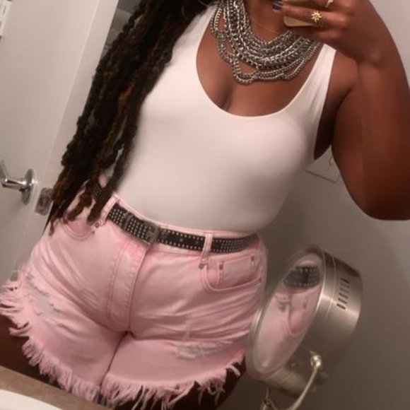 Urban Outfitters | NWT BDG Carla High-Waisted Cutoff Shorts - Picture 4 of 16